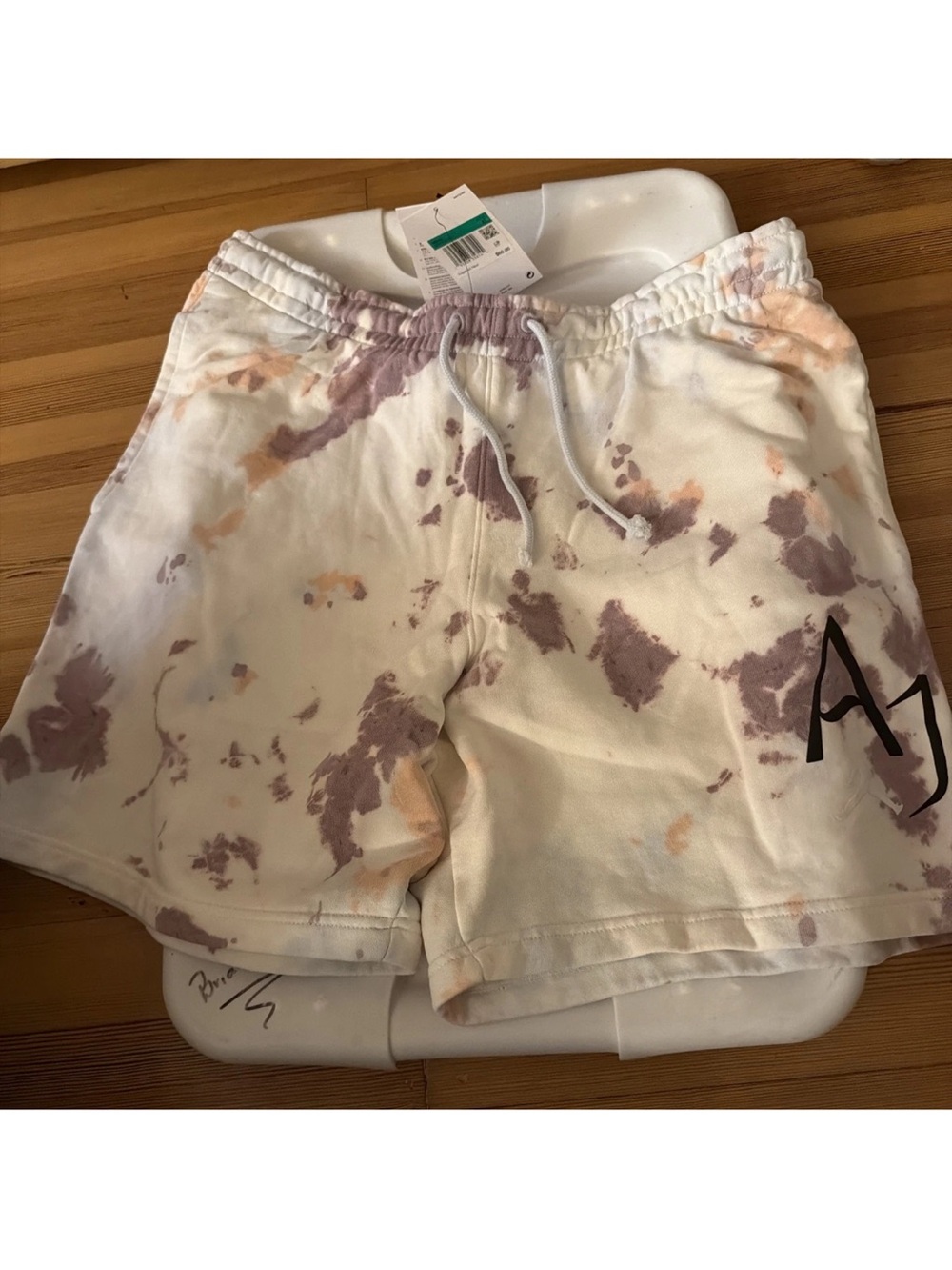 Jordan Tie-Dye Shorts in Cream with Mauve and Peach